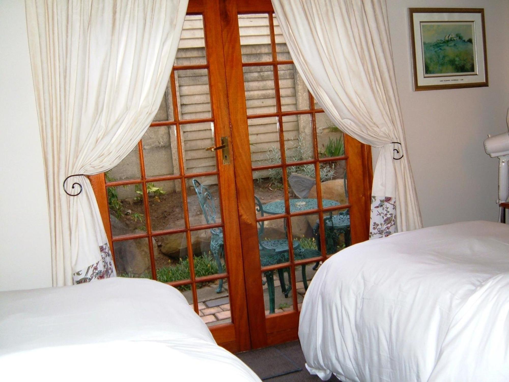 Smart Villa Guest House Ист-Лондон Номер фото