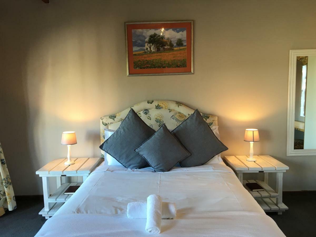 Smart Villa Guest House Ист-Лондон Экстерьер фото
